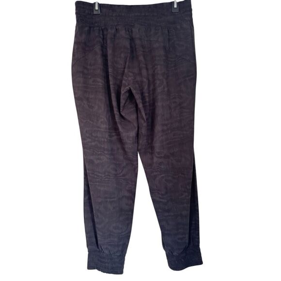 Athleta Camden Printed Jogger Pant Size 12P - Picture 5 of 10